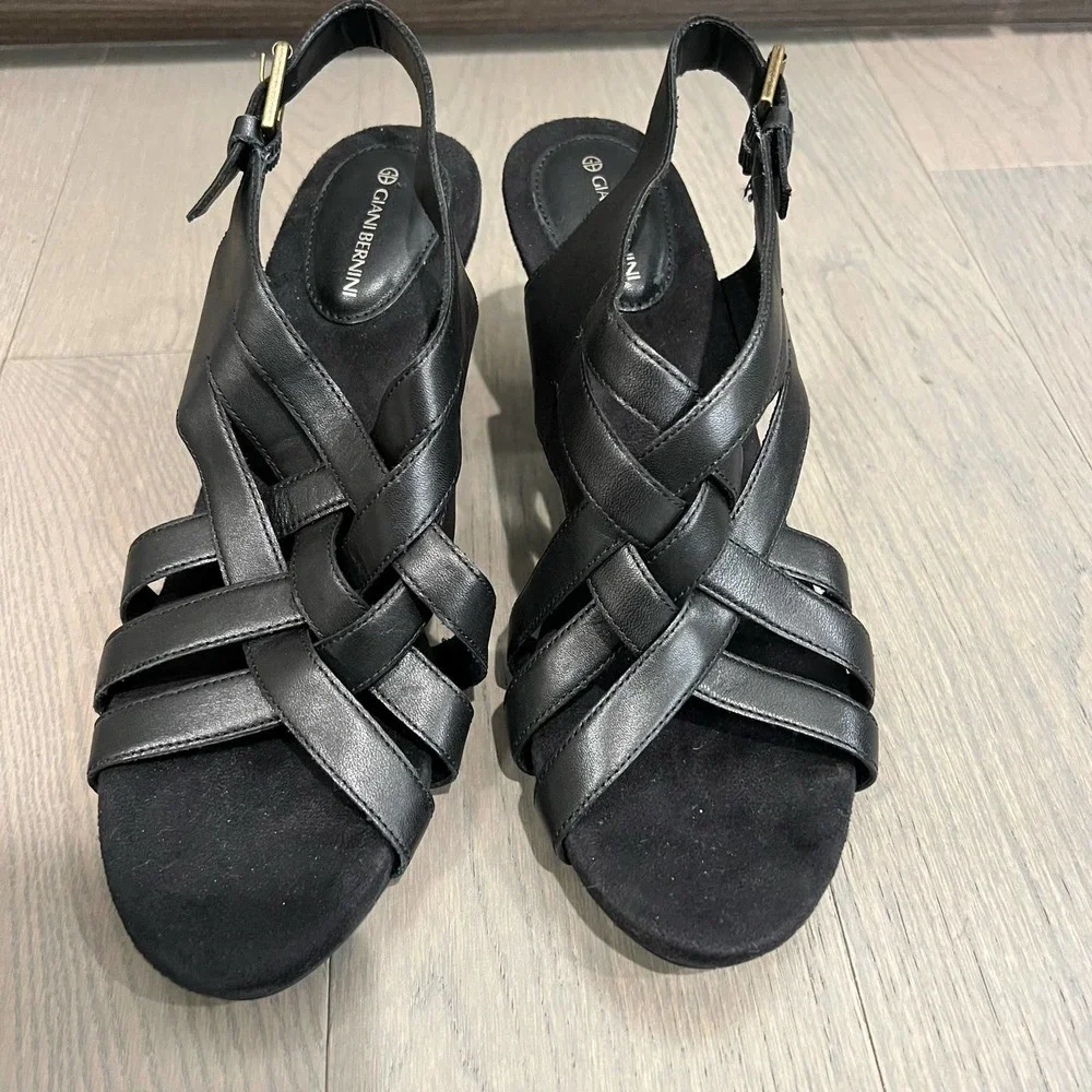 GIANI Bernini Black Justyne Strappy Sandal Leather Heels Size 8.5